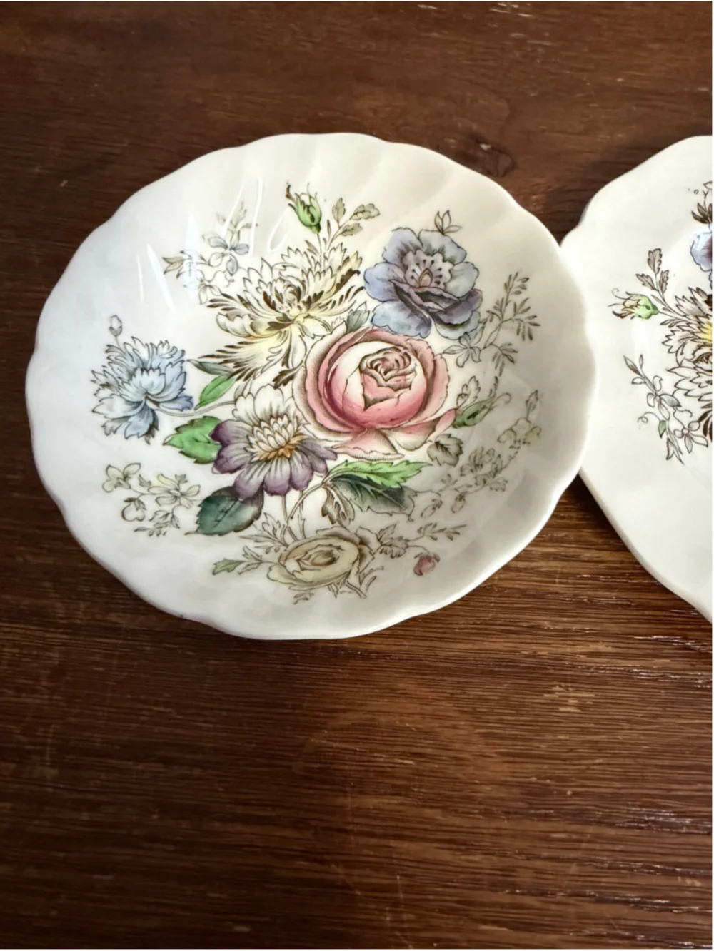 Vintage Johnson Brothers Sheraton Floral Center Bread Butter Plate & Dessert Bow